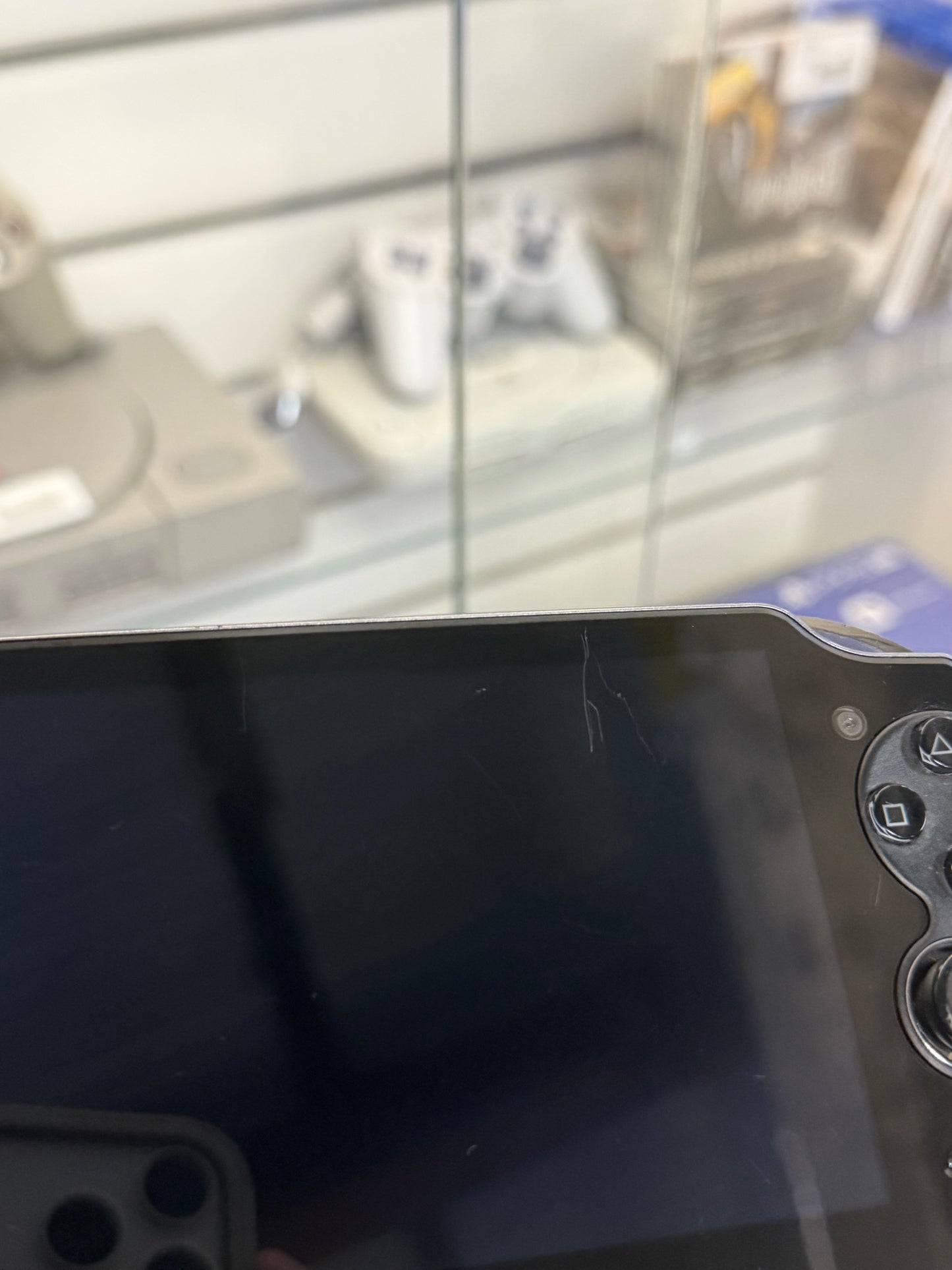 PS Vita 1001 Handheld (Cosmetic Wear) - Playstation Vita