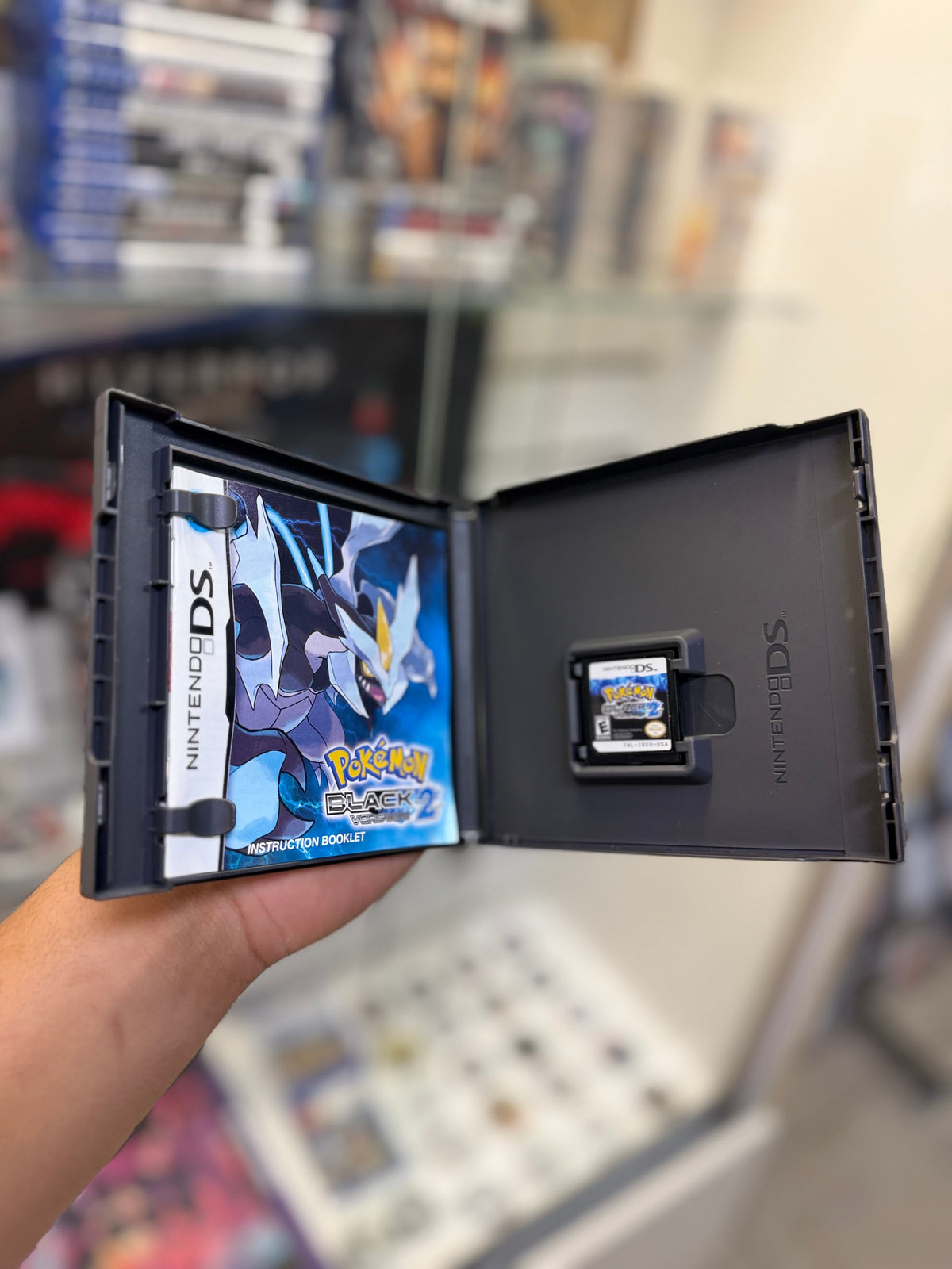 Pokemon Black Version 2 (Complete In Box) - Nintendo DS