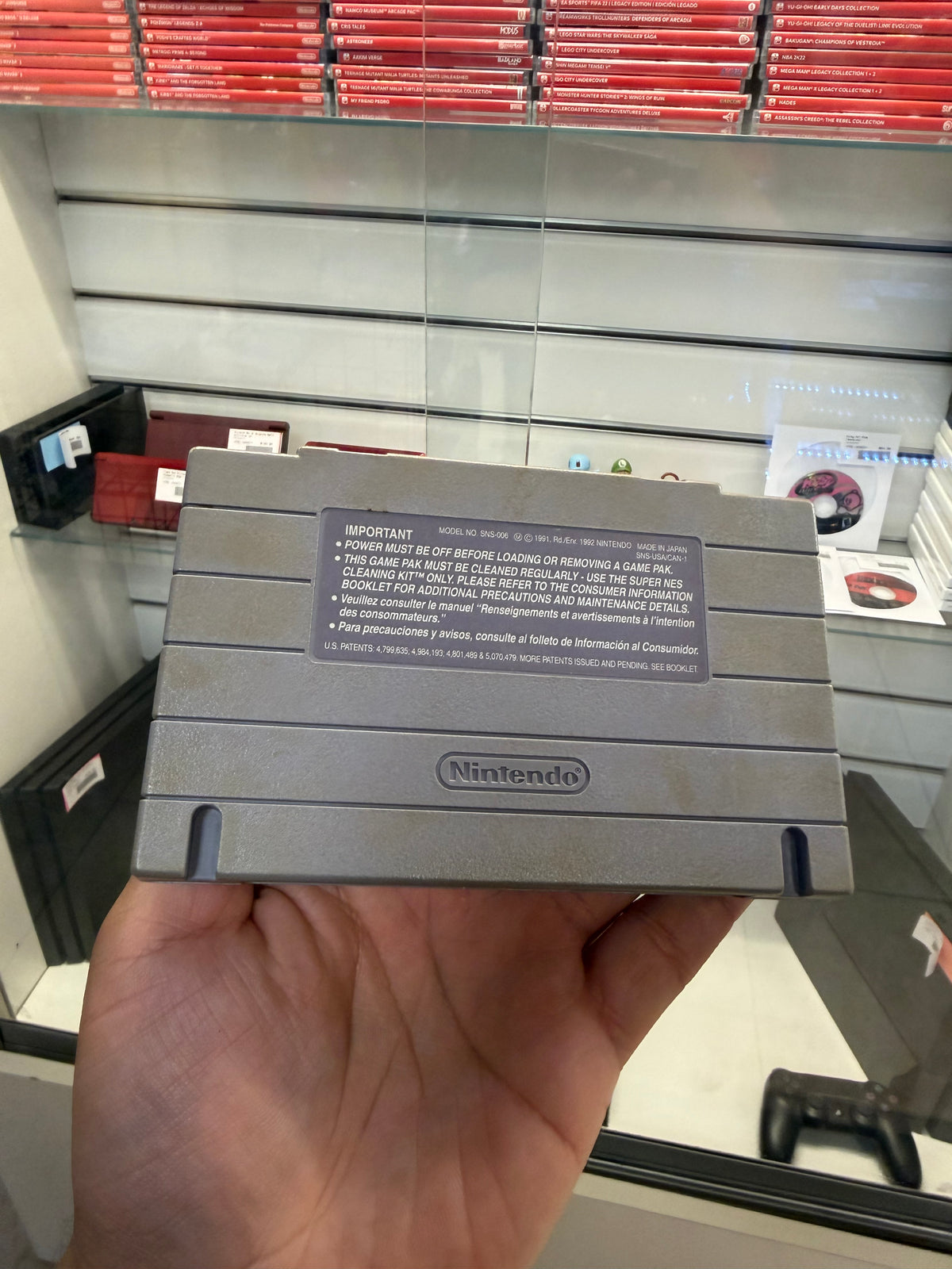 Batman Returns Authentic - Super Nintendo