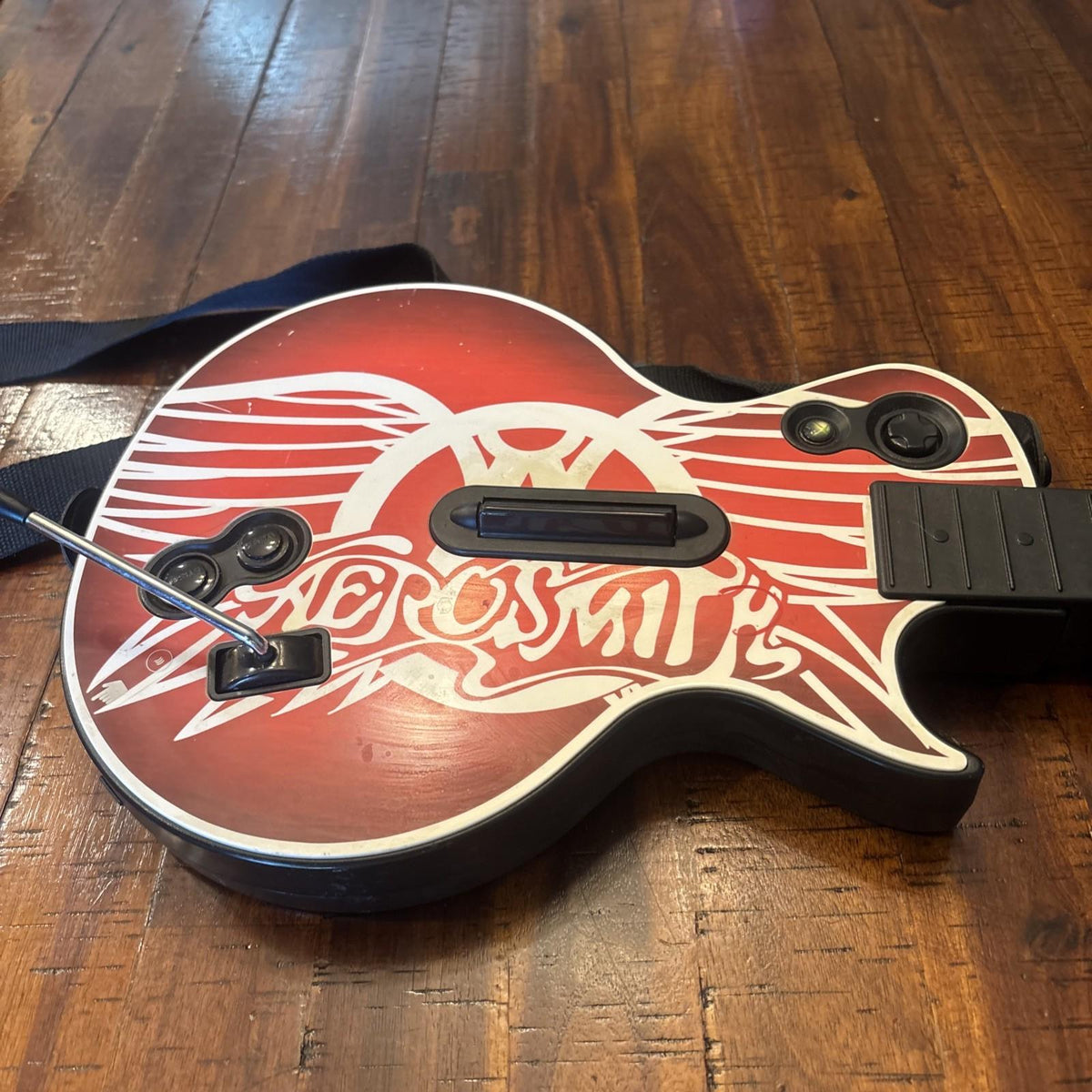 The Garage - XBOX 360 Wireless Les Paul Guitar Hero Aerosmith Controller Red Octane - Video Game - Xbox 360