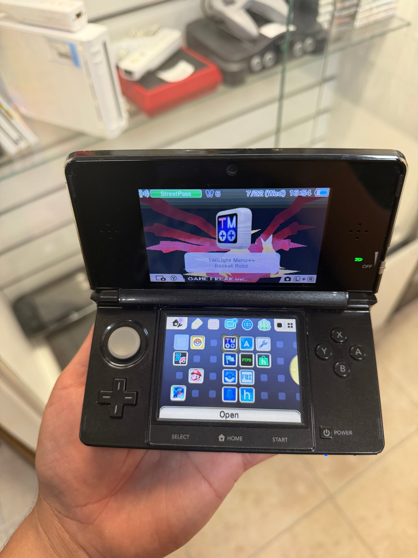 Nintendo 3DS Cosmo Black (Pre-Downloaded Pokemon Games) - Nintendo 3DS