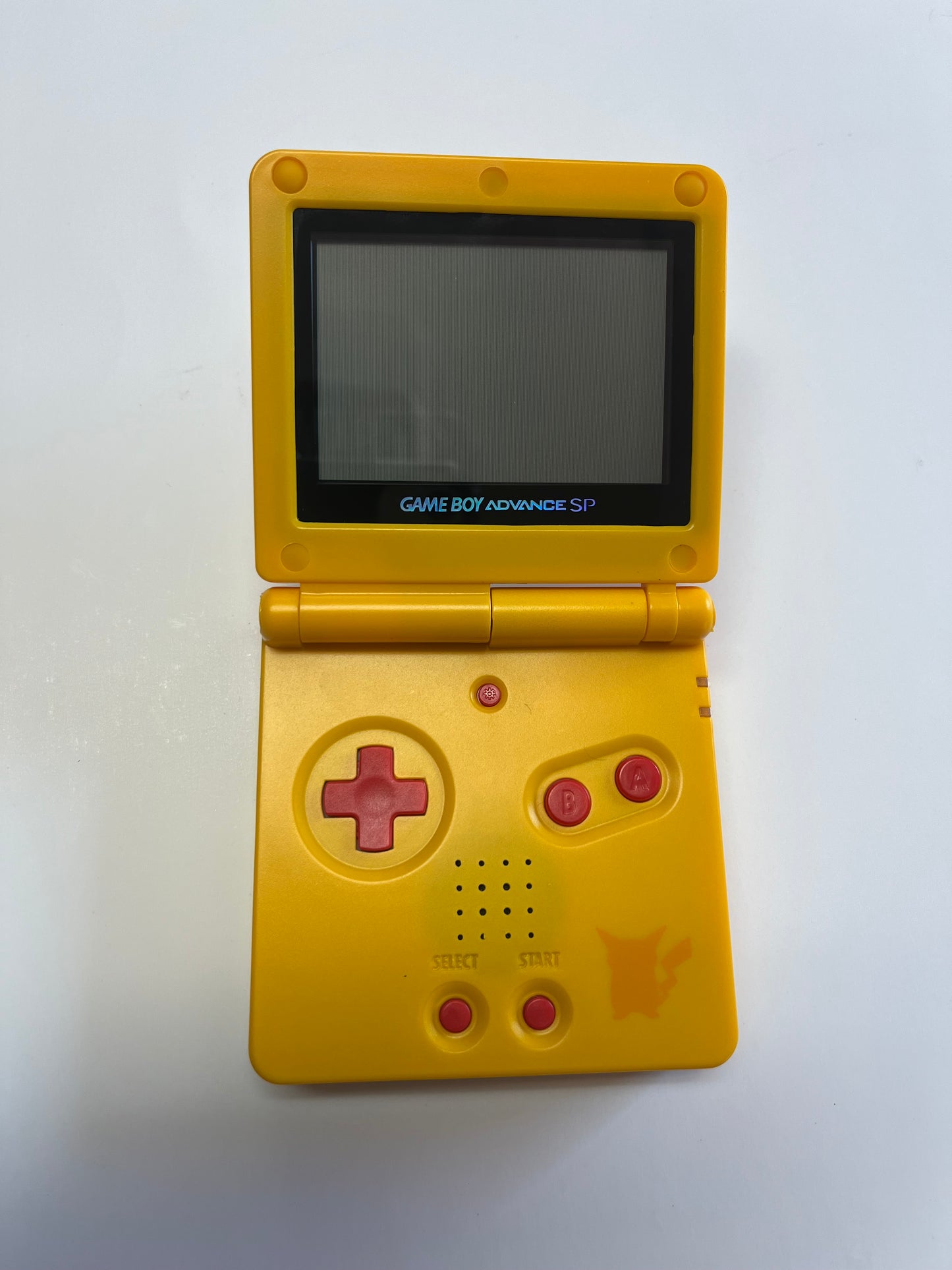 Pikachu Edition (Reshell) Gameboy Advance SP 001