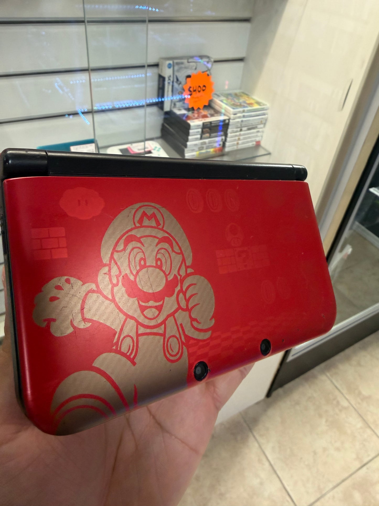 Nintendo 3DS XL New Super Mario Bros. 2 Edition (Cosmetic Wear) - Nintendo 3DS