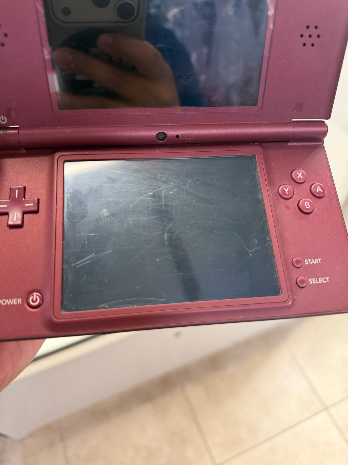 Nintendo DSi XL (Burgundy) - Nintendo DS