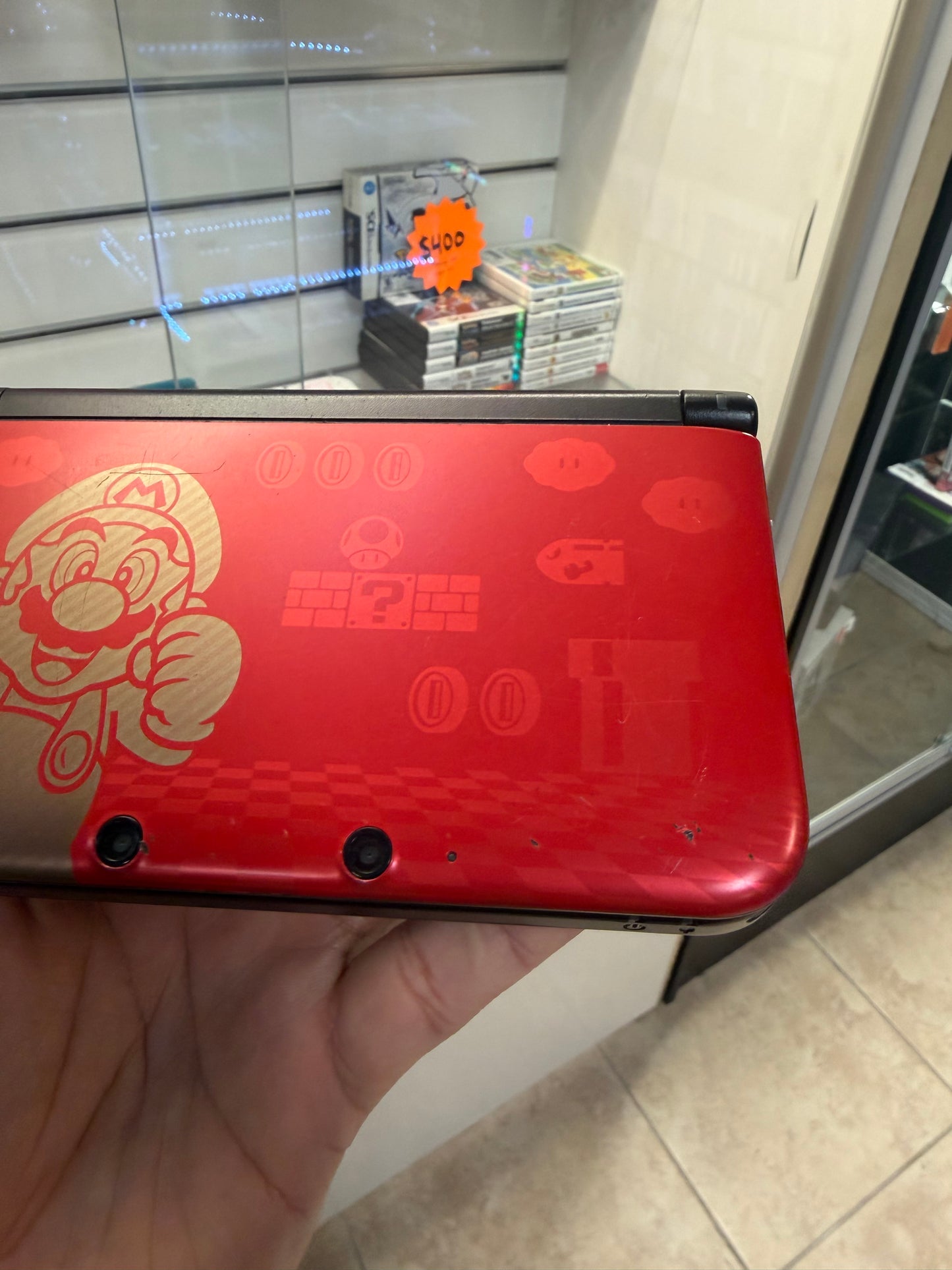 Nintendo 3DS XL New Super Mario Bros. 2 Edition (Cosmetic Wear) - Nintendo 3DS