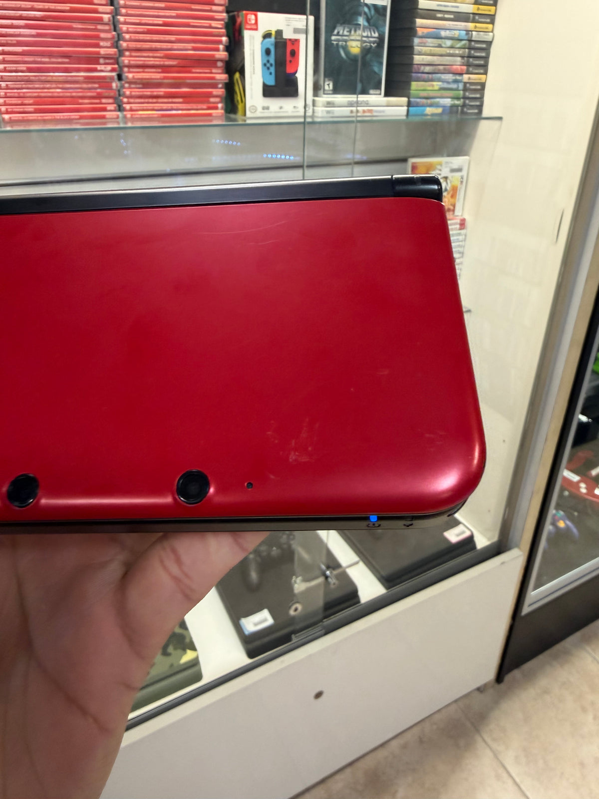 Nintendo 3DS XL Red (Cosmetic Wear) - Nintendo 3DS