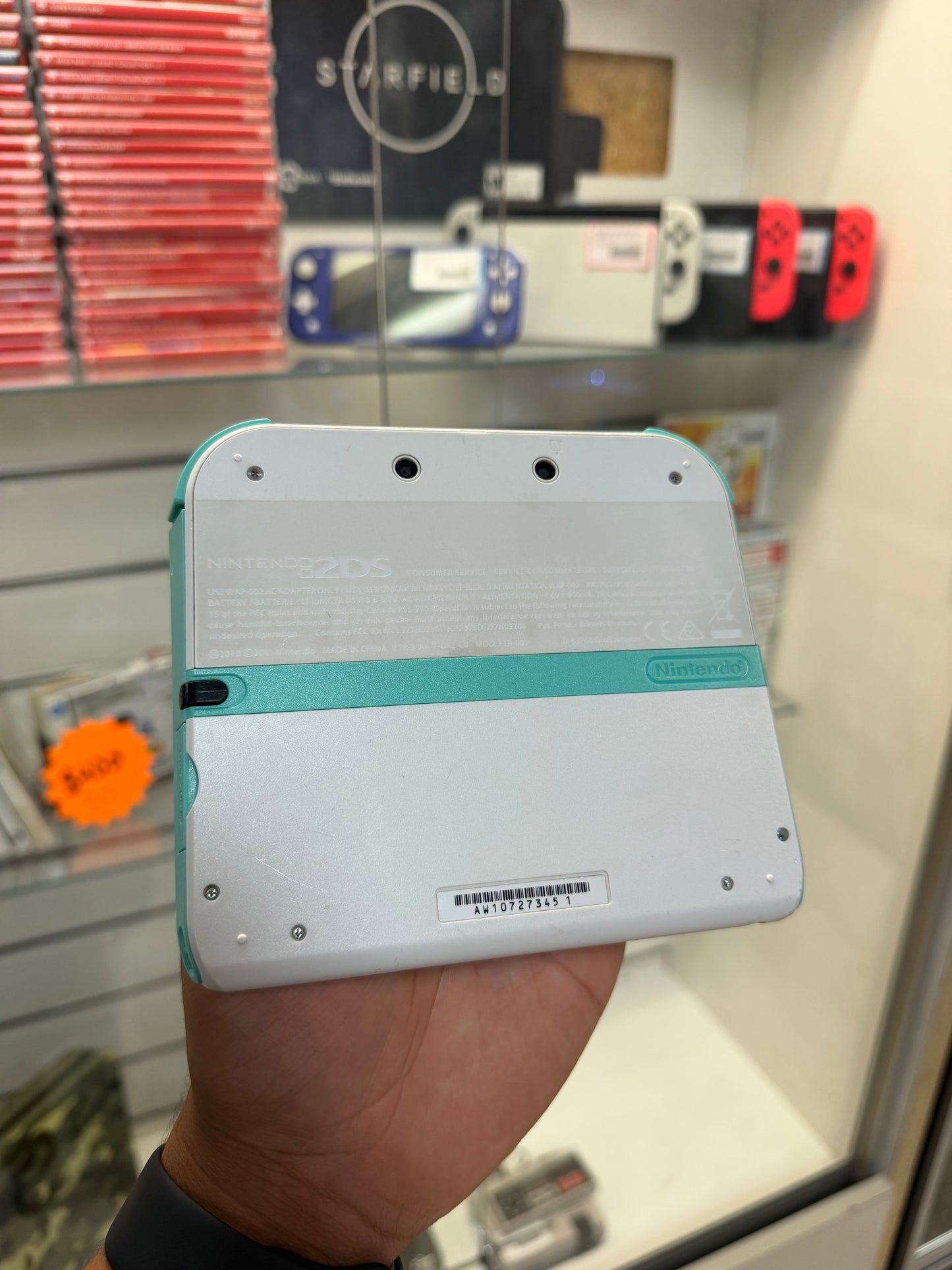 Nintendo 2DS Sea Green - Nintendo 3DS