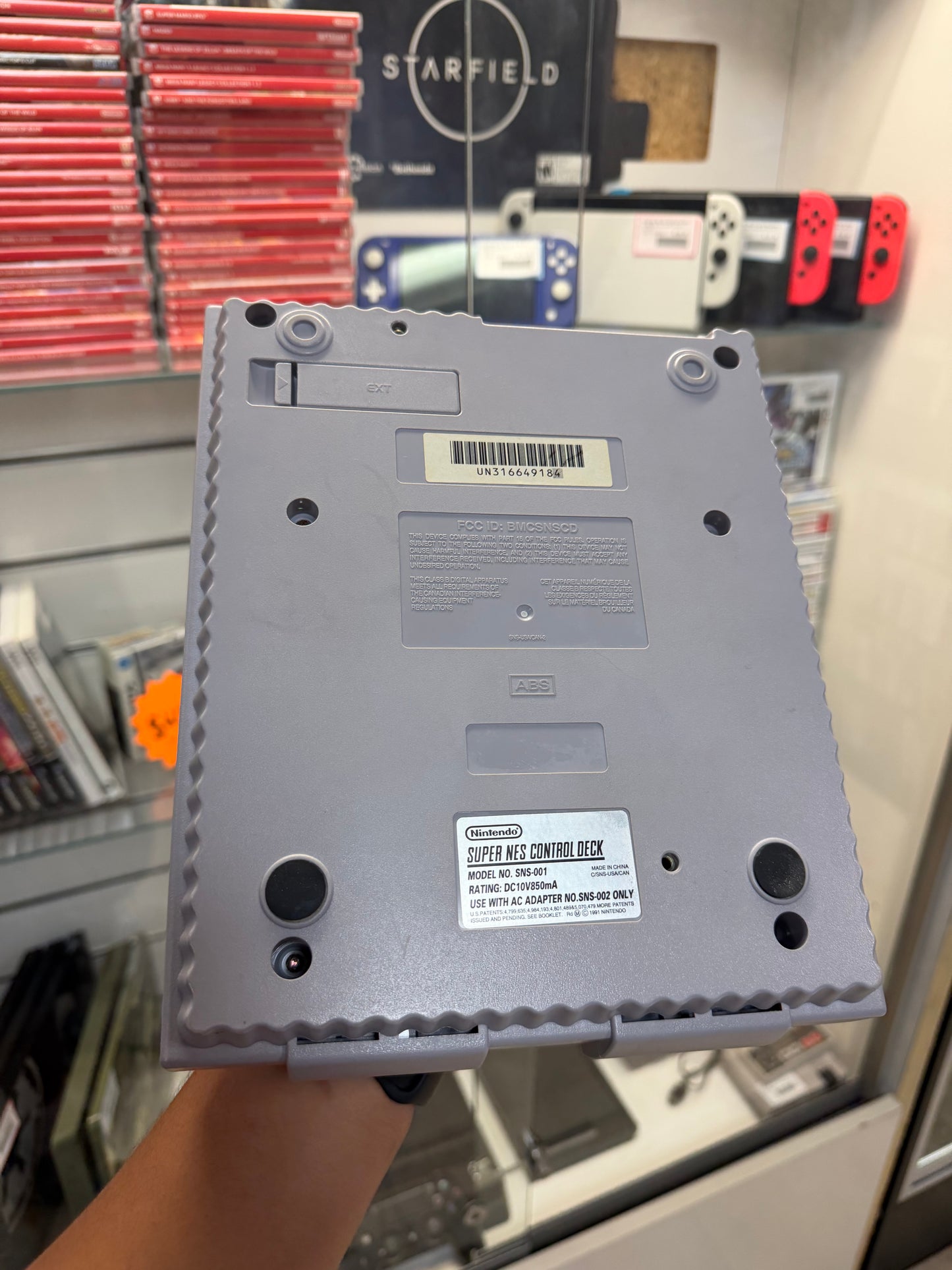 Super Nintendo System Includes 2 Controllers - Super Nintendo