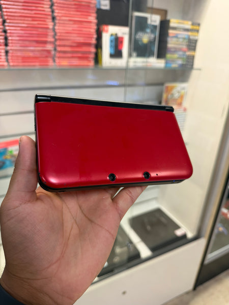 Nintendo 3DS XL Red (Cosmetic Wear) - Nintendo 3DS
