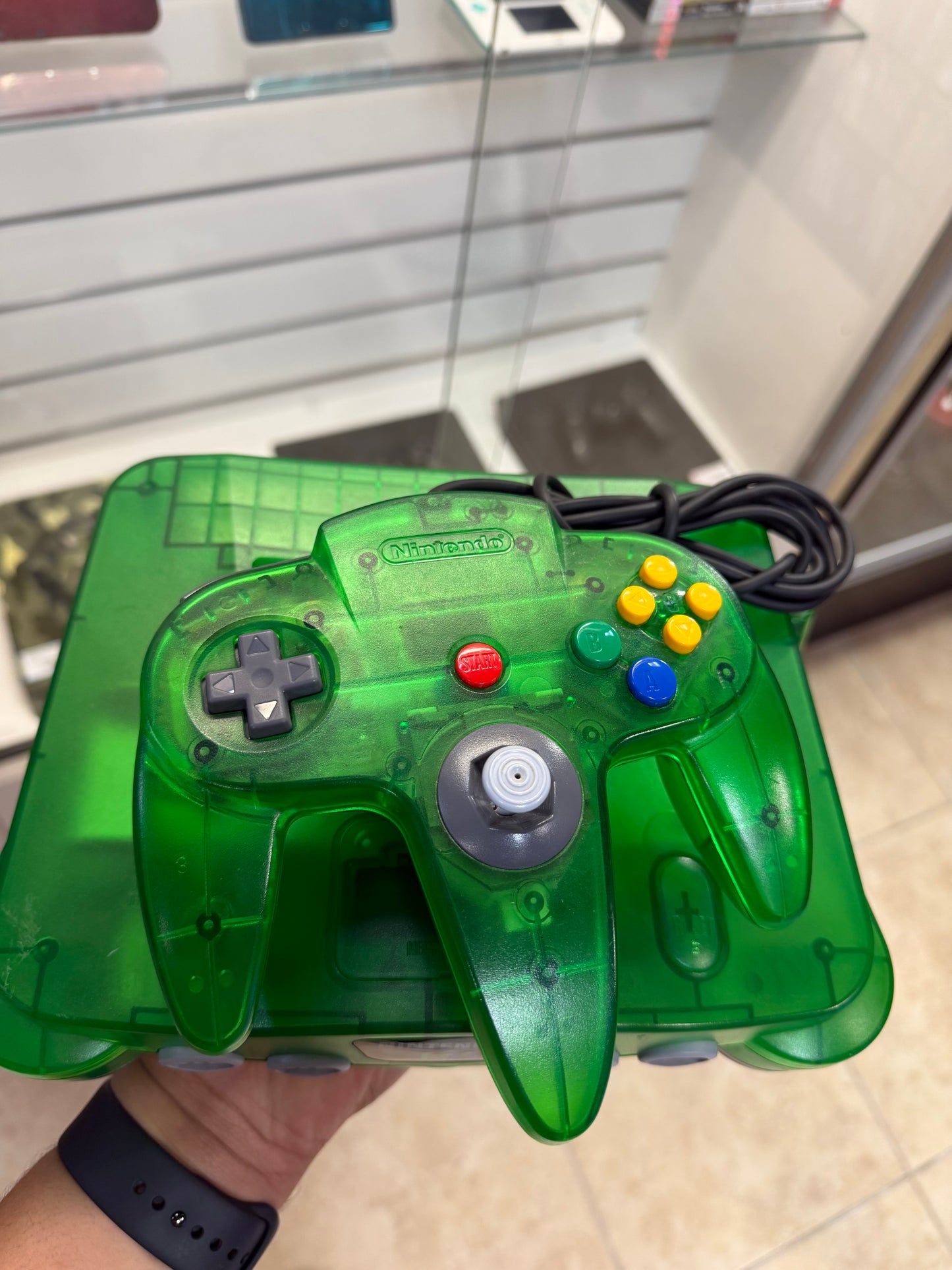 Jungle Green Funtastic Nintendo 64 (Cosmetic Wear) - Nintendo 64