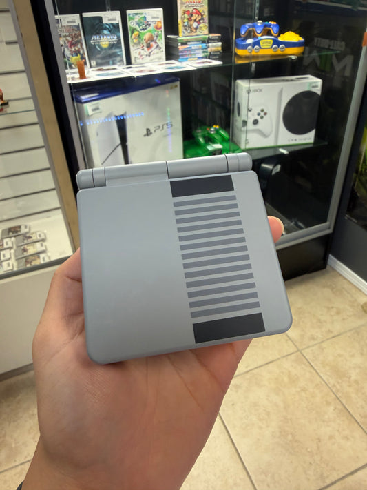 Gameboy Advance SP 001 (NES Reshell) - GameBoy Advance